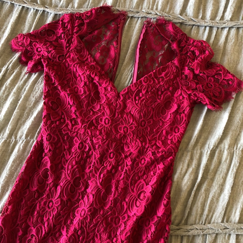 lulu’s lace dress